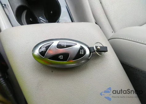 2024 Hyundai Elantra Limited z USA, uszkodzony, nr VIN KMHLP4DG4RU673088